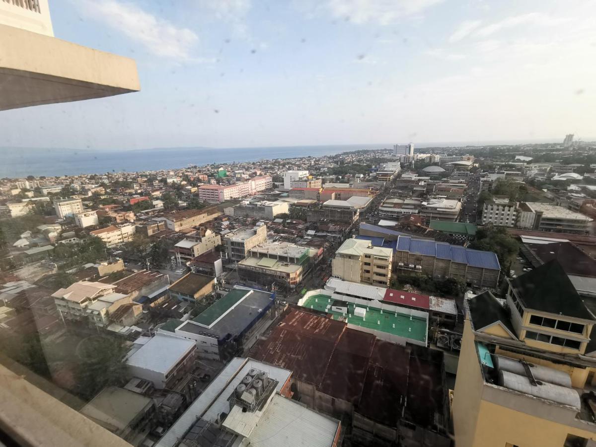 Avida Davao By Davaobnb & Lemonique Homes Bagian luar foto